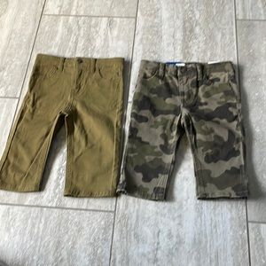 Bundle of 2 long pants size 24 months,tan & camouflage ,4pockets for boys